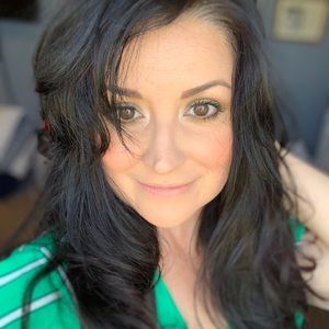 Meet your Posher, Rebekah